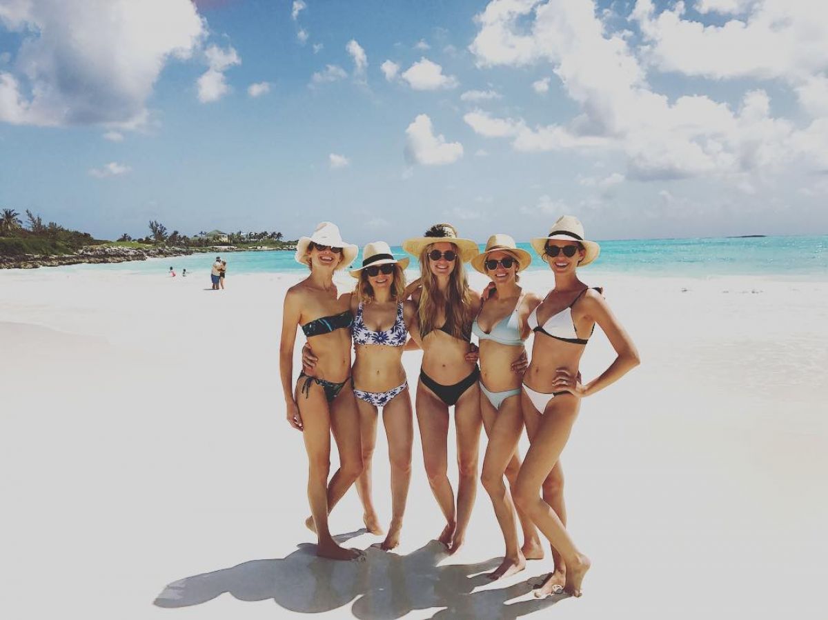 Best of alison webber's gallery caroline d amore nude davinci add photo odette annable bikini