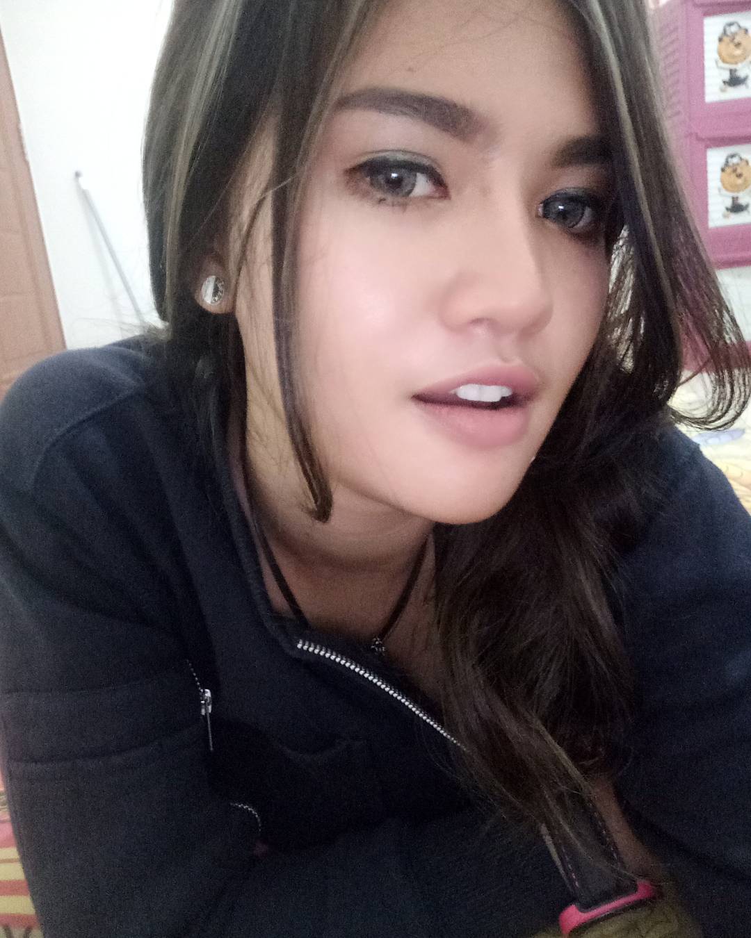 bokep indonesia terviral - chloe foster feet eliza ibarra lucidflix