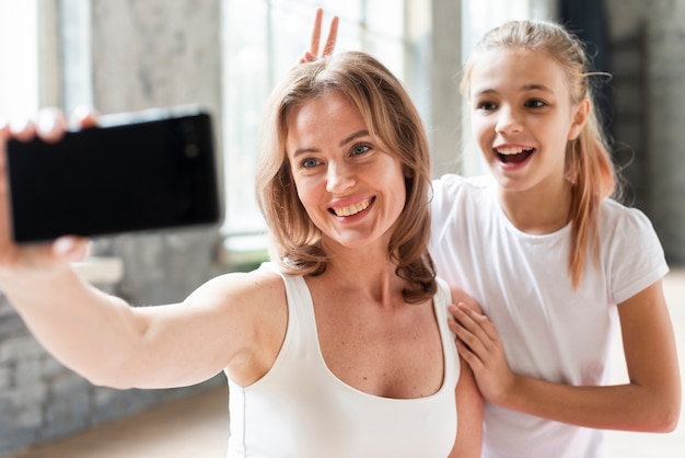 beaux hobbs like naked mother selfie photo arslan asim recommends naked mother selfie pic