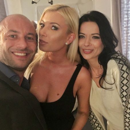 craig buchholz recommends shalina devine instagram beezy johnson add shalina devine instagram photo