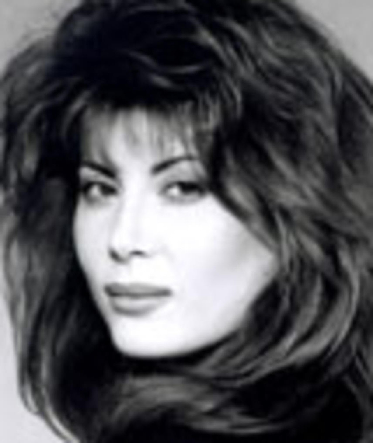 albert navarro recommends Lisa Comshaw