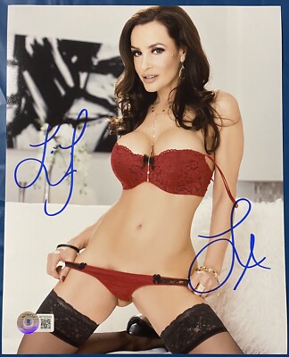 Best of voluptuous milf bill fairbanks share best of lisa ann photos