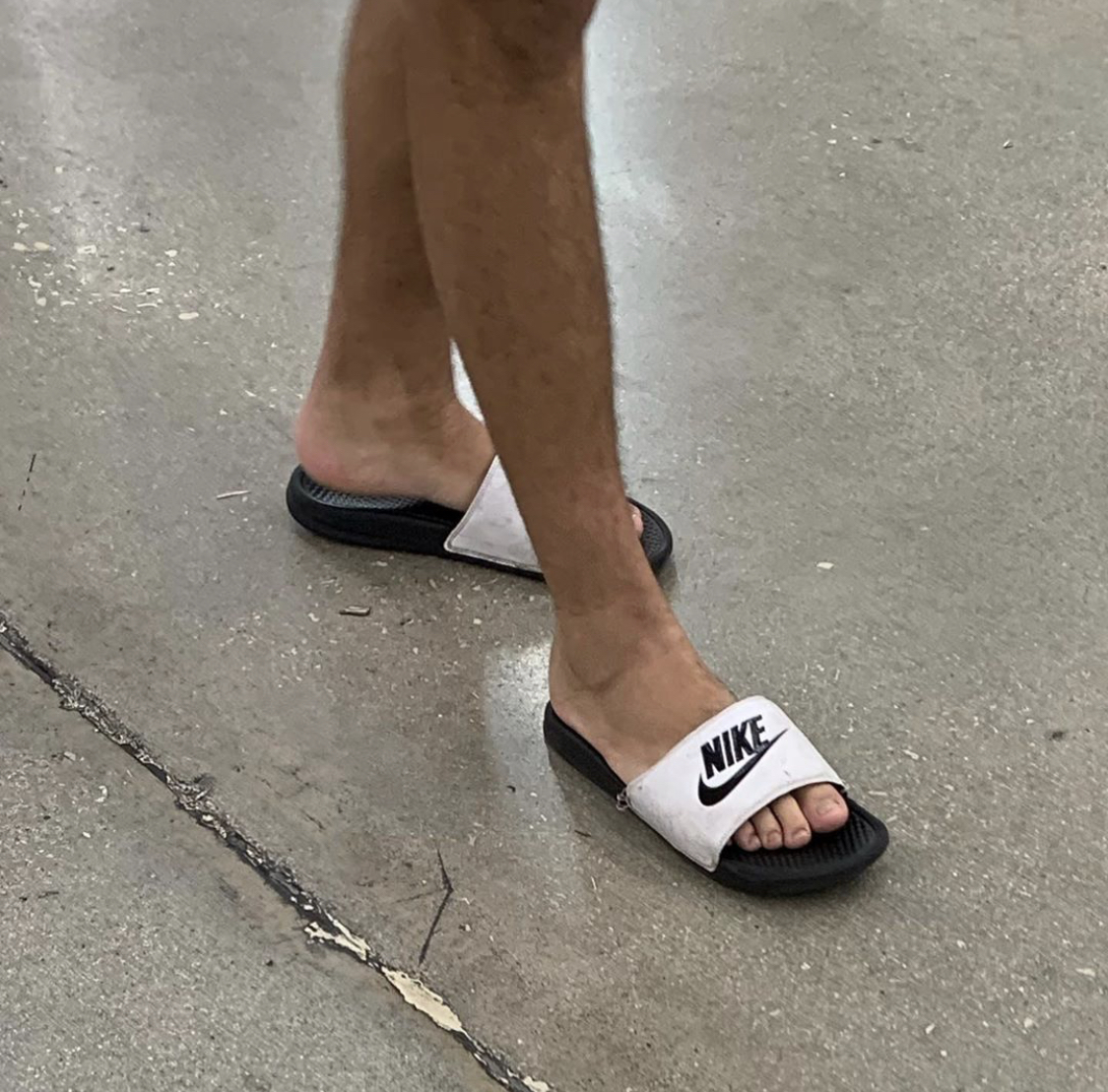 andrew singh share nike slides porn photos