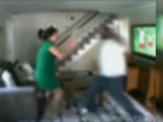 mother caught daughter masturbating - mom son anal forced shemake fucks girl