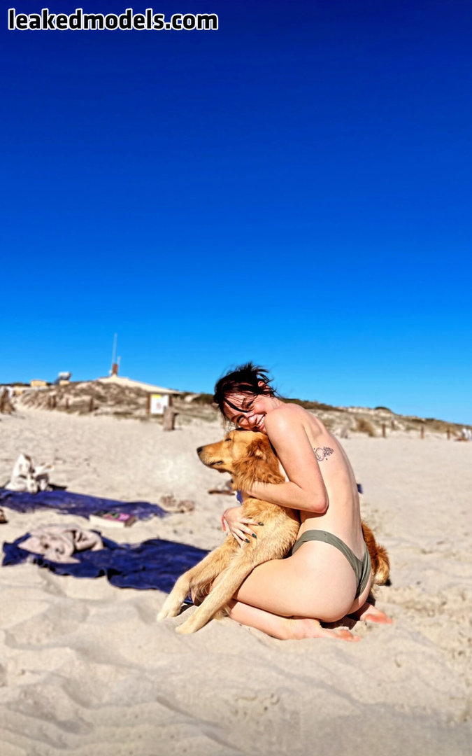 anna bunch like madison lintz naked photo ashley willer recommends madison lintz naked pic
