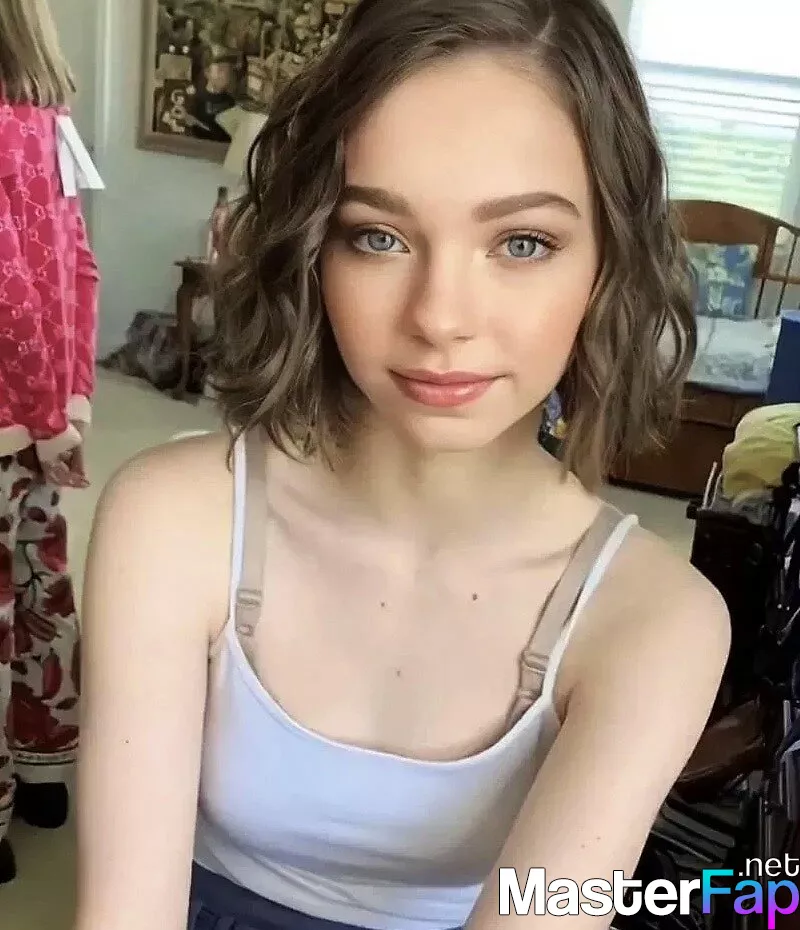 bob burchard recommends Emma Myers Porn