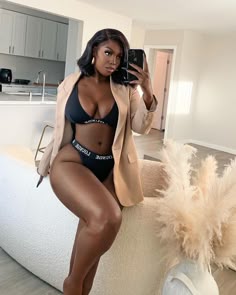 Lu lu devine for fisting Thick Black Hoes barley nude
