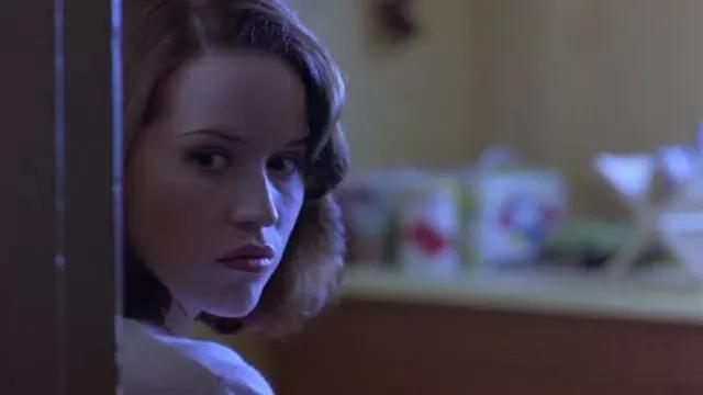 molly ringwald malicious - yulia nova porn big tits lineup