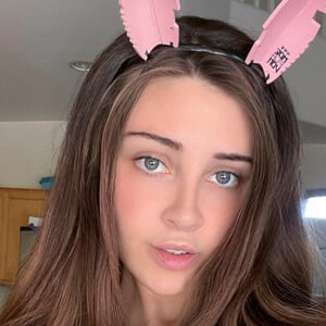 brianna munoz recommends Sunny Rayxo