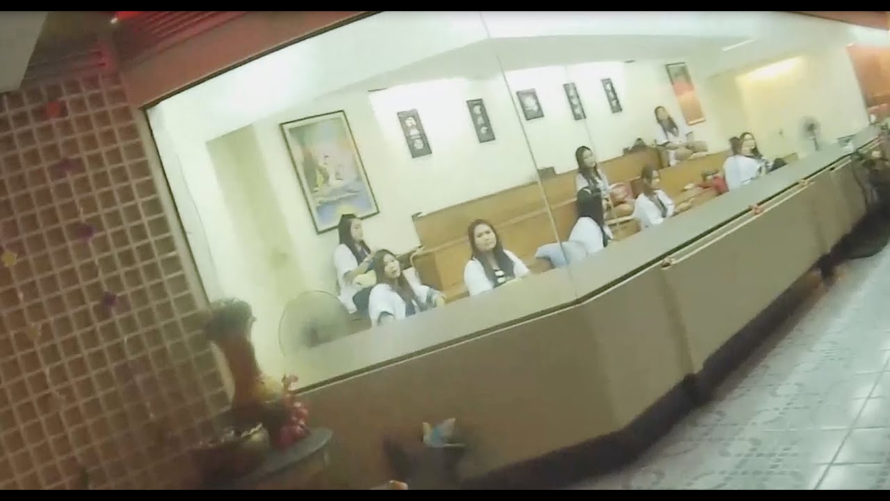 spy cam in massage parlour - bokep indo lesbian gitls flashing