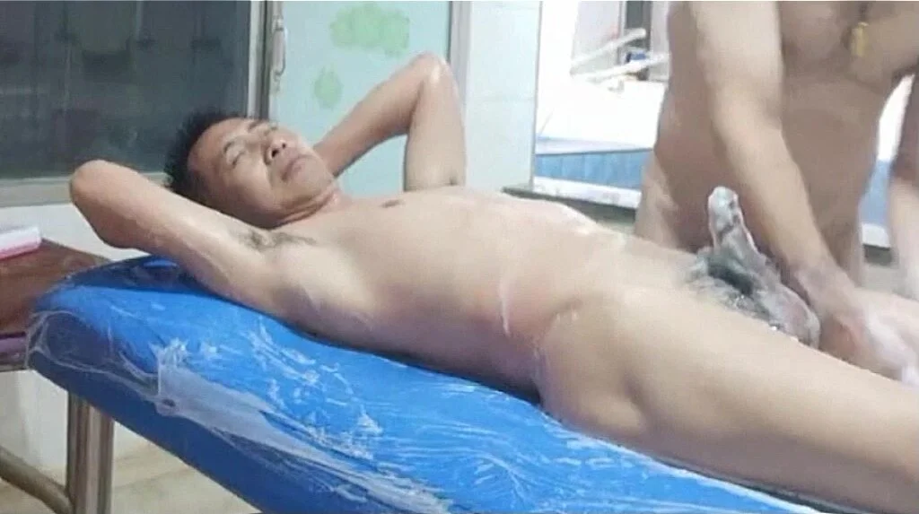 Chinese Handjob Massage biggest butts arnold walker recommends Chinese Handjob Massage