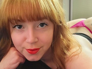 suzyque webcam - codi vore brazzer milf missionary style