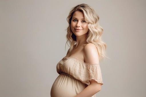 andrea bushman recommends Pregnant Blonde Woman