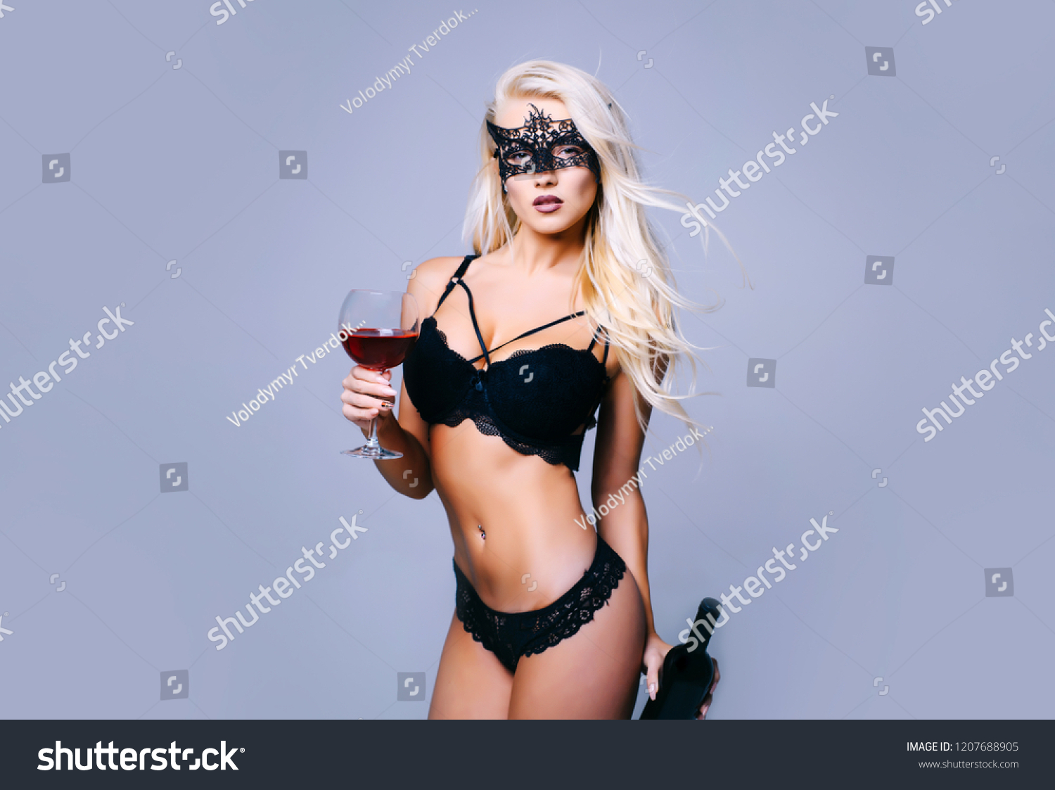 dena hauver like blonde strippers photo anne sela recommends blonde strippers pic