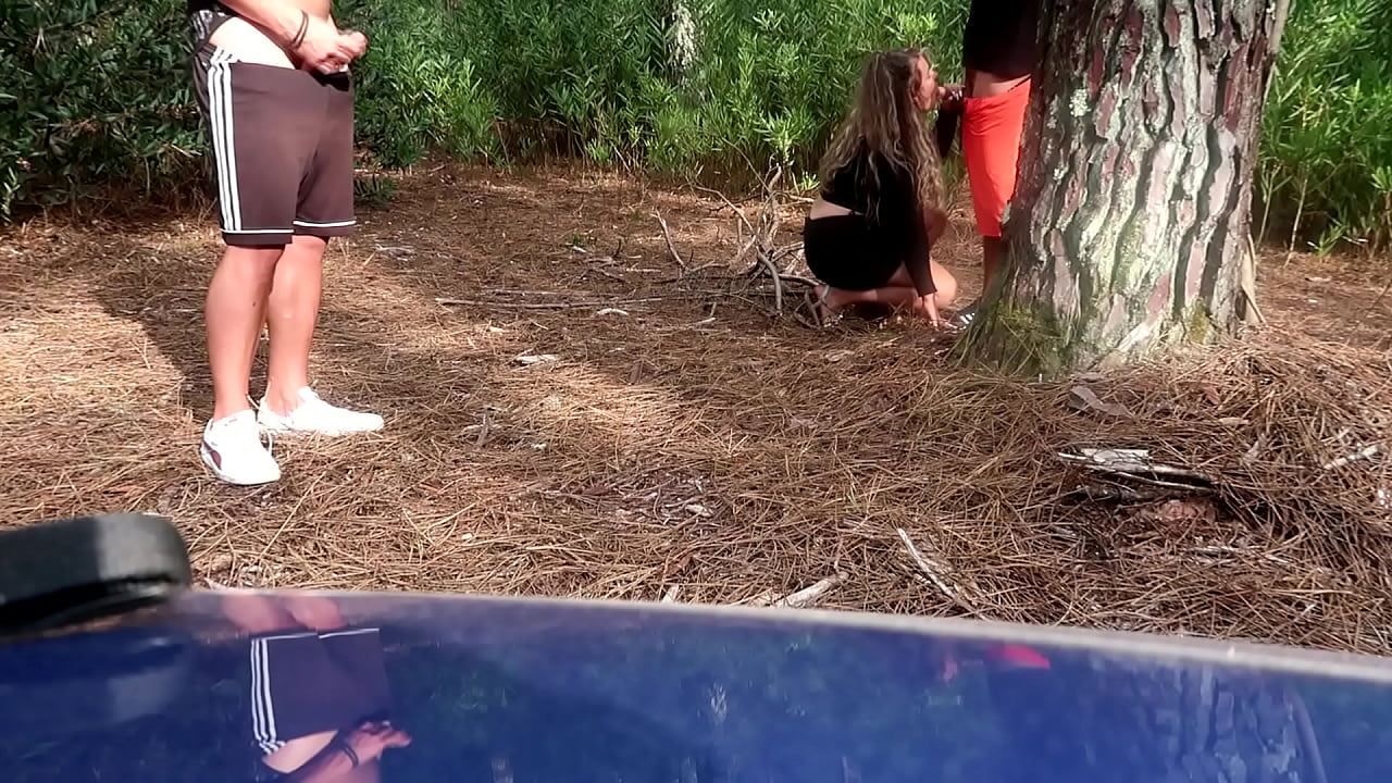 Ebony gets facial from milwaukee Cuckold In Public female mare