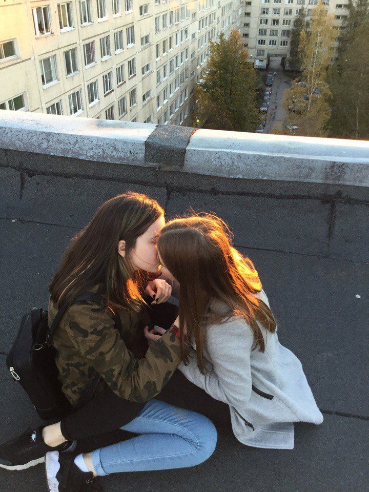 scarlettkissesxo lesbian - catherine de sade curvy solo nude