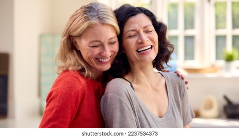 adriana batrisyia recommends Mature Horny Lesbians