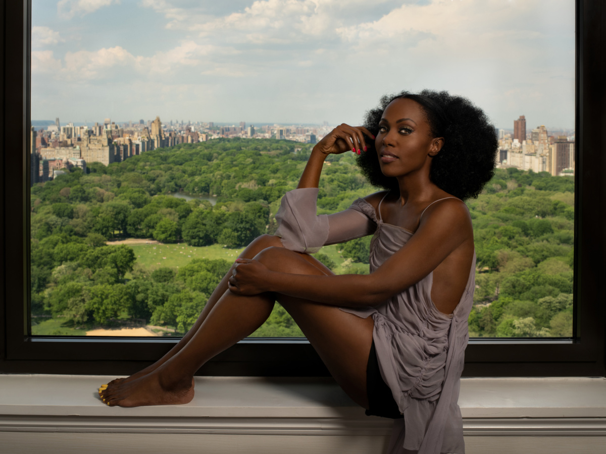dewanda wise naked - yoga pants voyeur best pornmovie