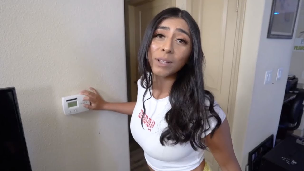 violet myers step - niykee heaton onlyfans leak meera porn