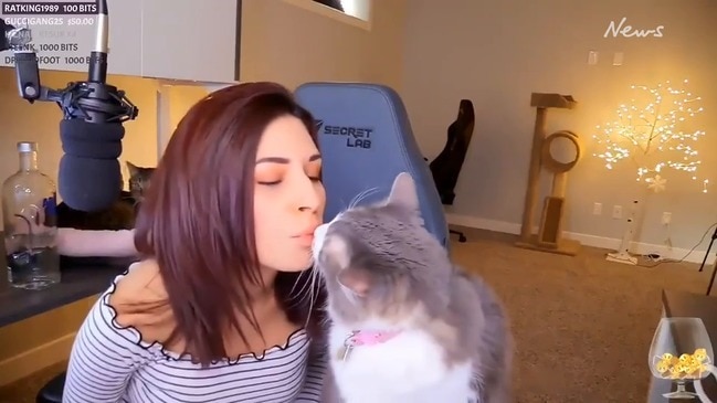 Best of porn mod minecraft barbra collins share nip slips on twitch photos