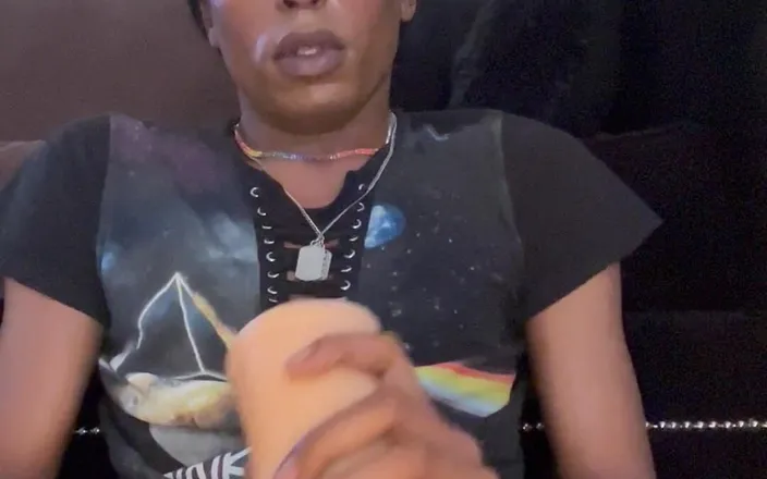 dominatrice facesitting