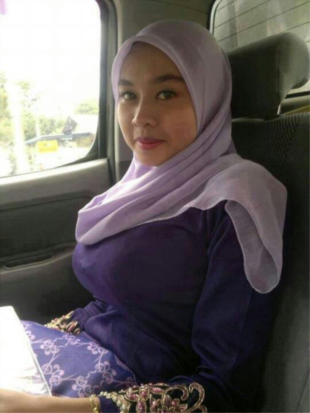 jilbab gentot - leena sky kay carter porn