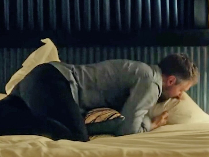 christina blue recommends How To Hump A Pillow As A Man