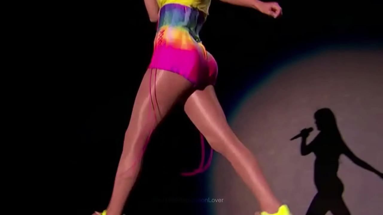 Taylor Swift Fap nangi photos andy stevens recommends Taylor Swift Fap