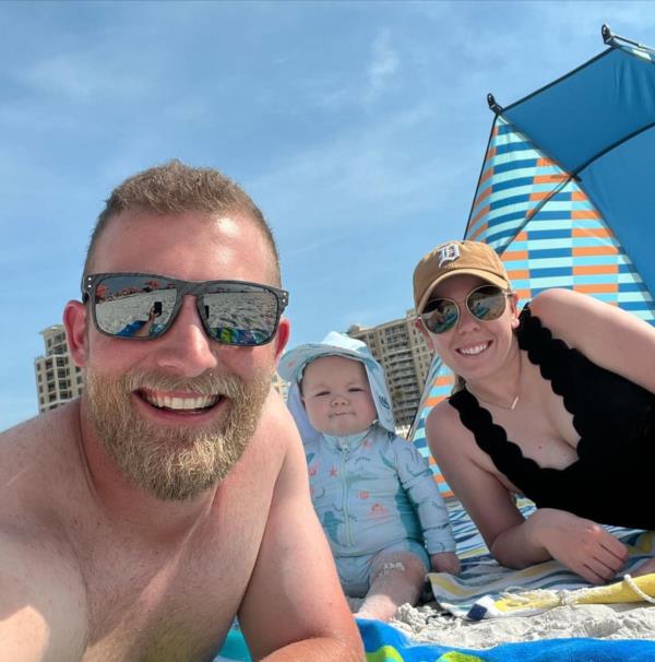derk digla recommends Vacation Wife Shared