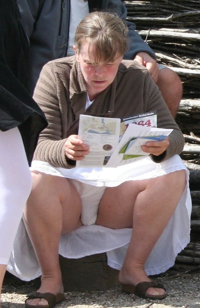 Best of Up skirt public pics