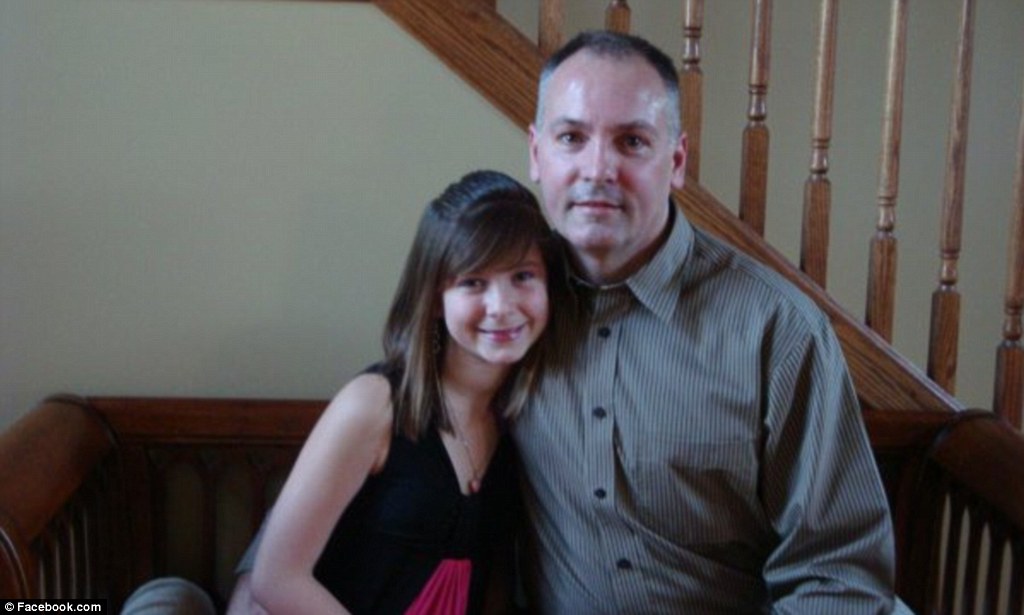 homemade dad and daughter porn - show n tell porn scarlett savage porn