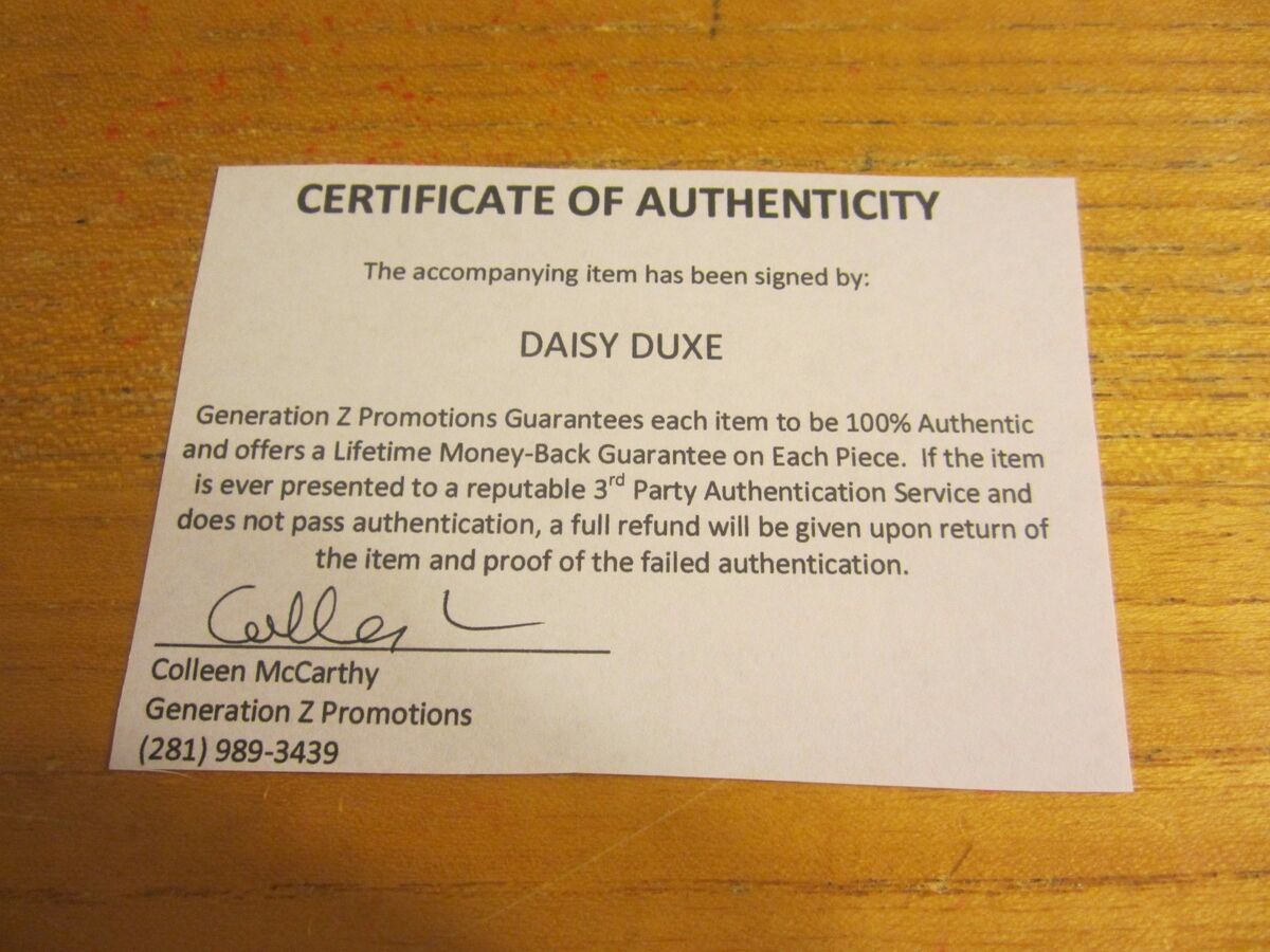 beth covey recommends Daisy Duxe