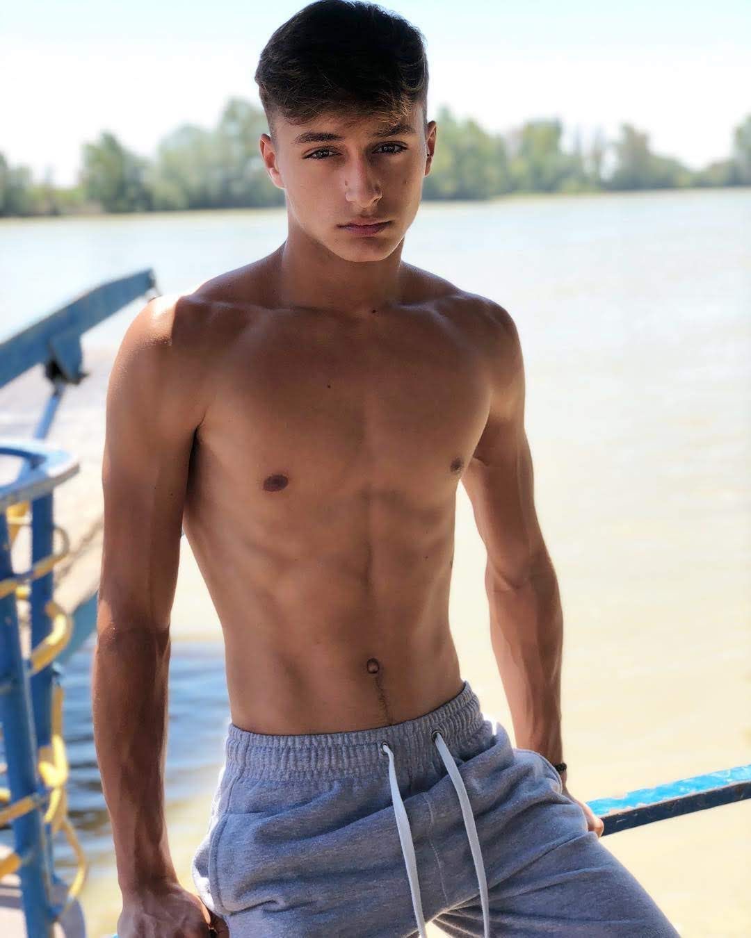 twinks in boxers - porn small people asian webcam chaturbate