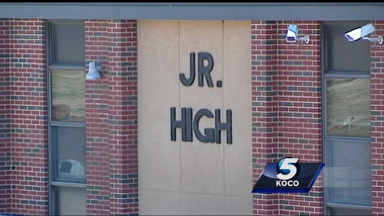 betty arteaga recommends Changing Room Spy