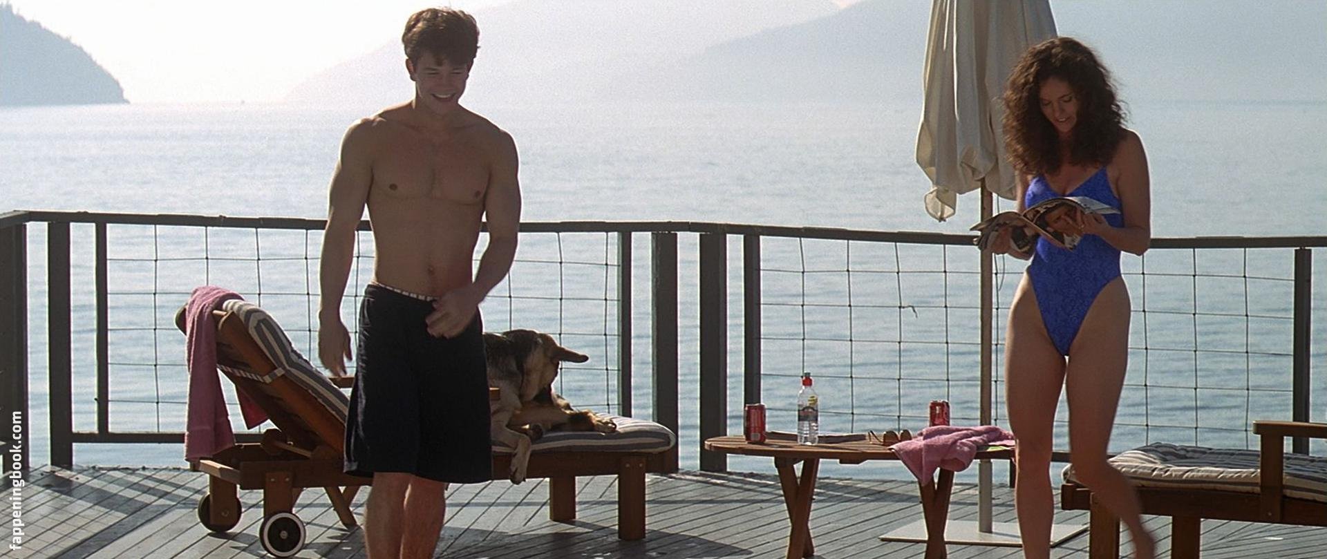 cody timmerman recommends Amy Brenneman Nude