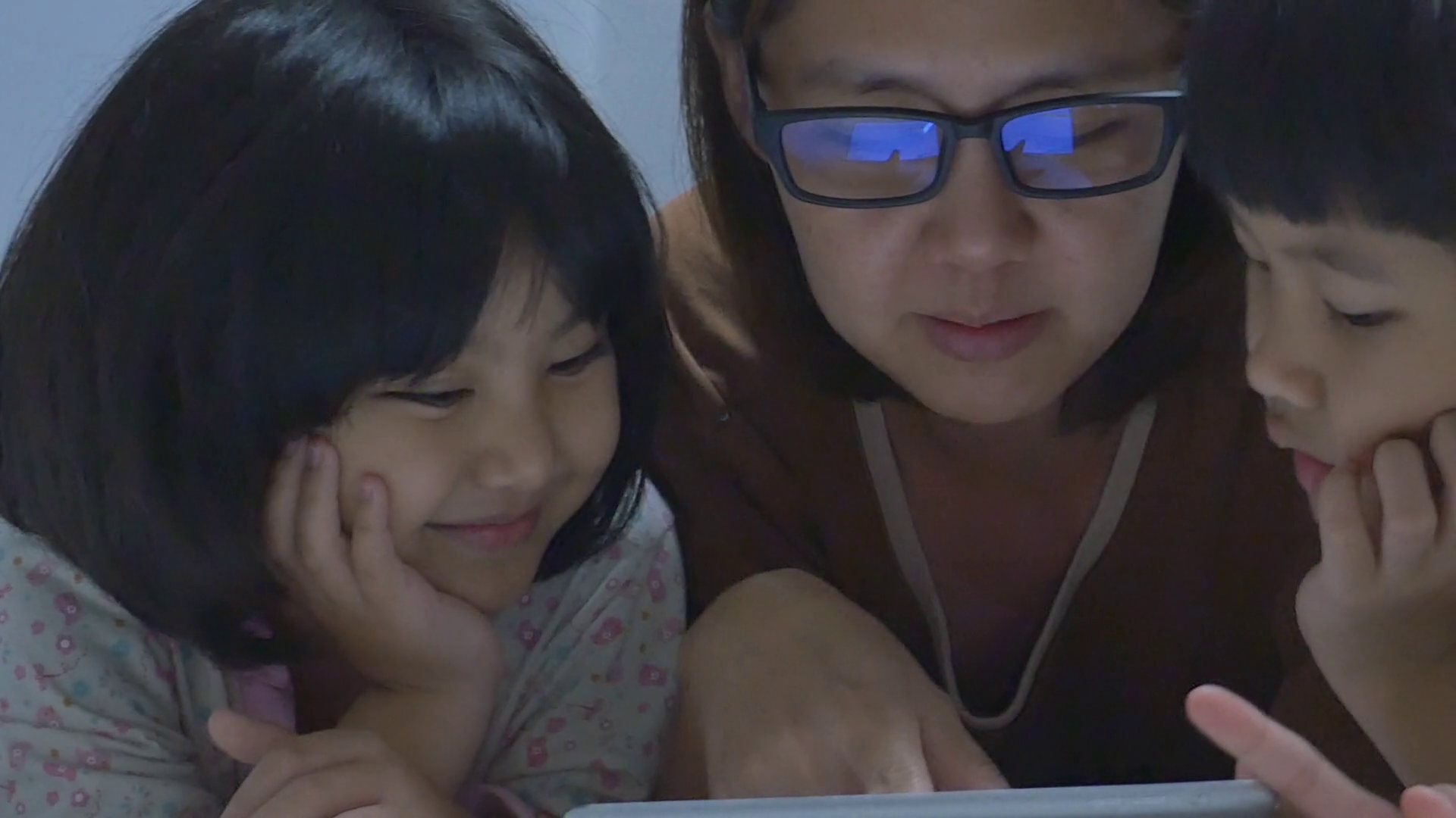 asian mom son porn - free shemal movies samantha gonzalez porn