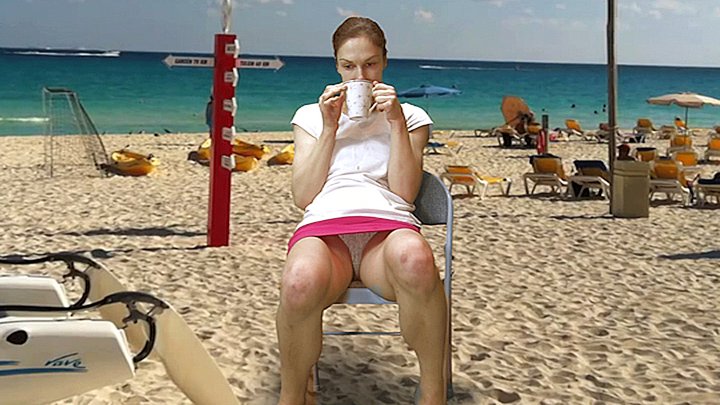 deta sari recommends Beach Upskirts