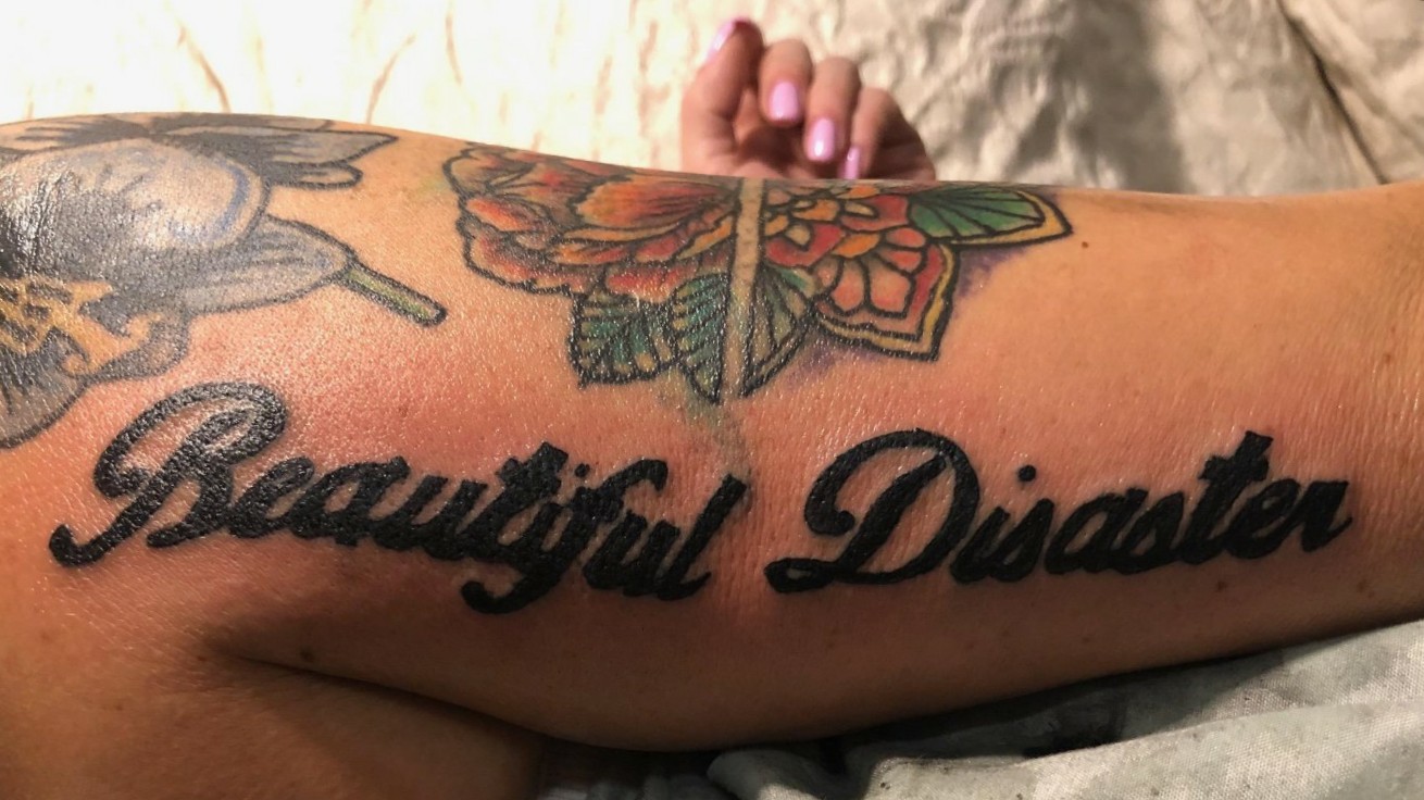 beautiful disaster tattoo - horny bff ariana grande skirt
