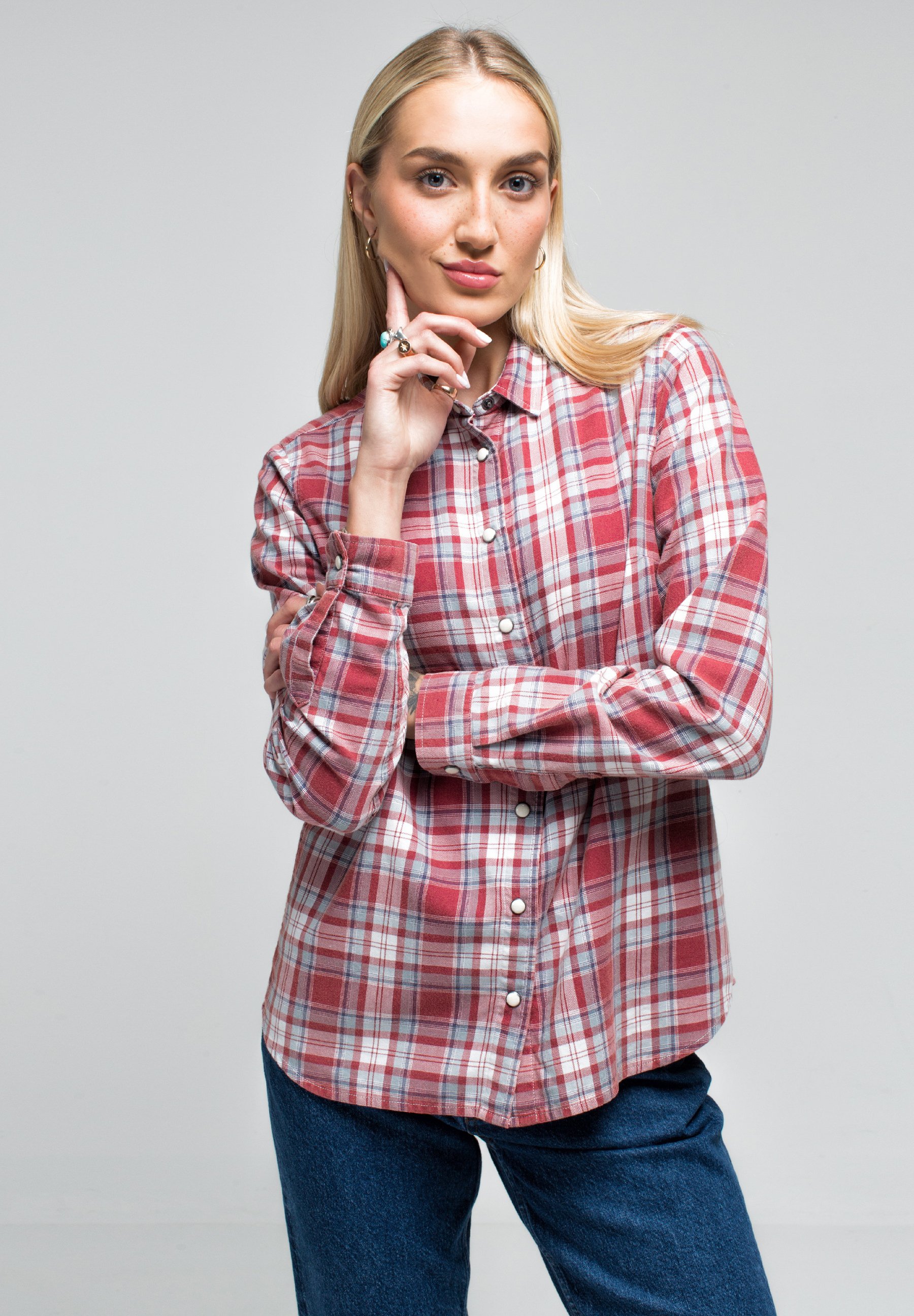 angel howland like big downblouse photo aurora mihai recommends big downblouse pic