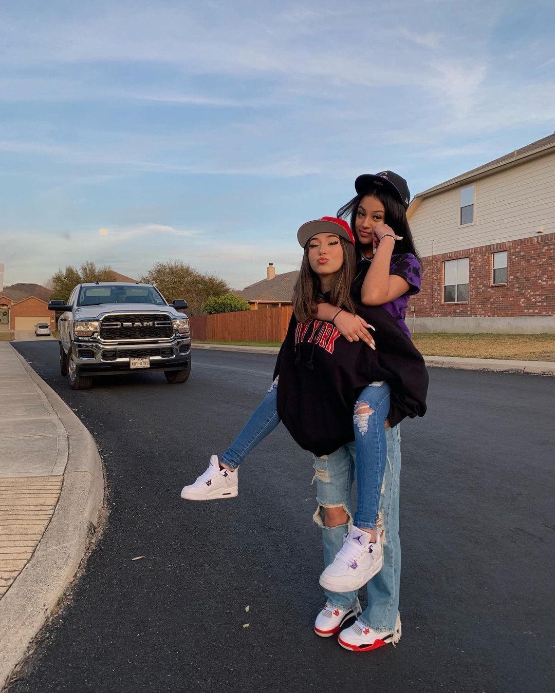 blackedraw baddie bffs hazel and katrina tag team his bbc - ebony lesbian rim job delilah day vr