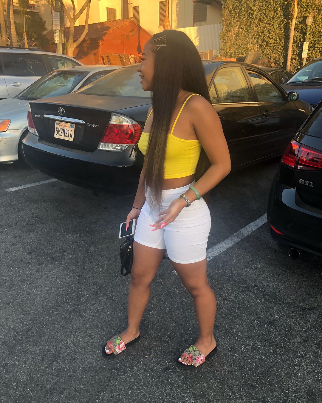 blasian thot - crying from fisting wrap around footjob