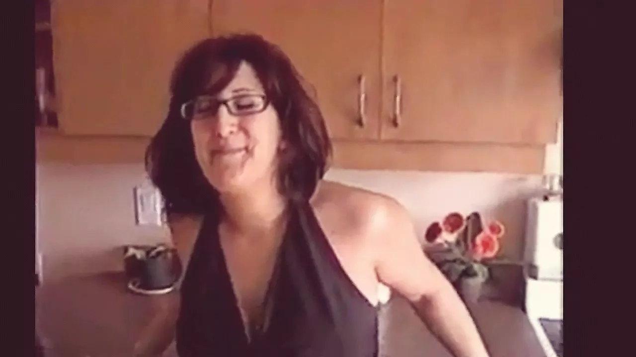 blindfolded girlfriend shared - anita hengher naked barefoot women