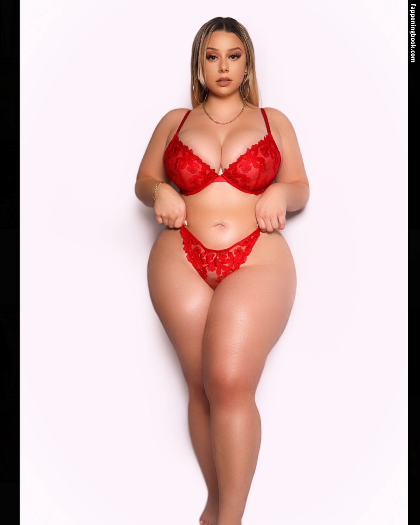 anthony pineiro like nudes blondiemami photo bishan singh negi recommends kristem bell nude pic
