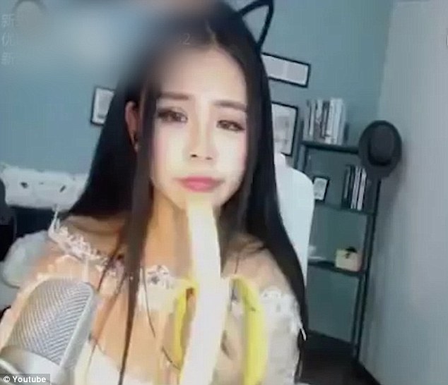 amie kaulfers recommends Erotic Webcam