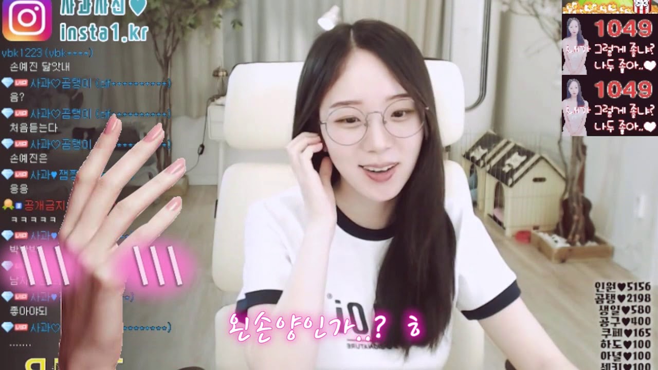 korean bj arin - neon demon nude bend over clevage