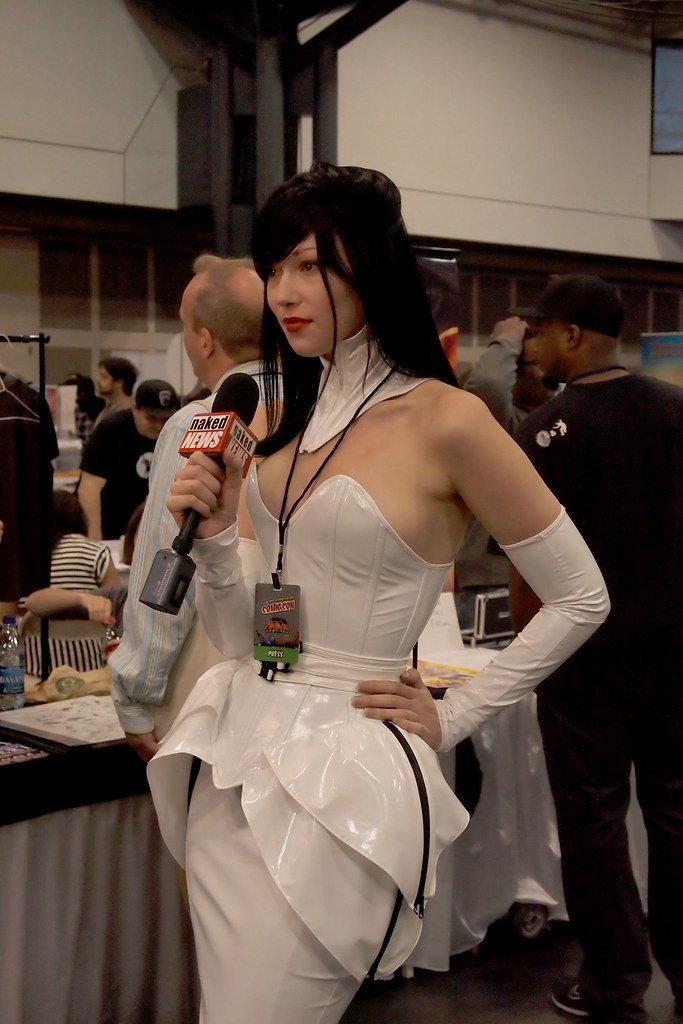 Best of hana bunny porn alina naveed share naked at comic con photos
