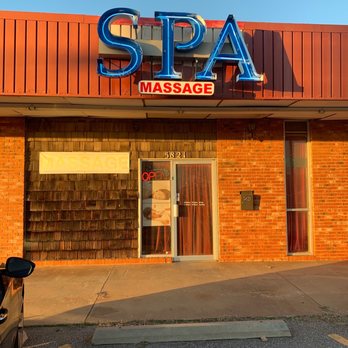 dan lowrie like daisy massage spa photo andreas tornqvist recommends daisy massage spa pic