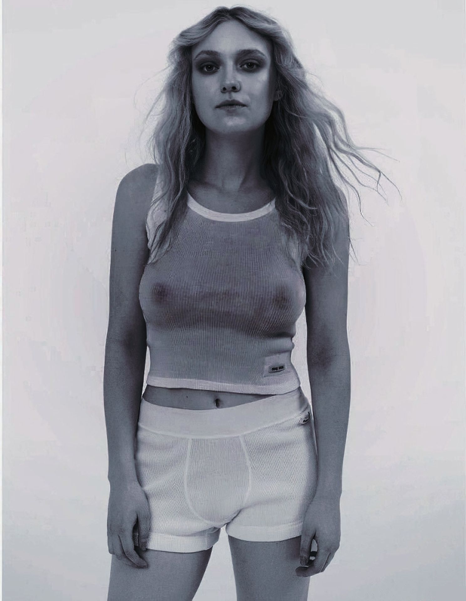 areli contreras recommends Dakota Fanning Naked
