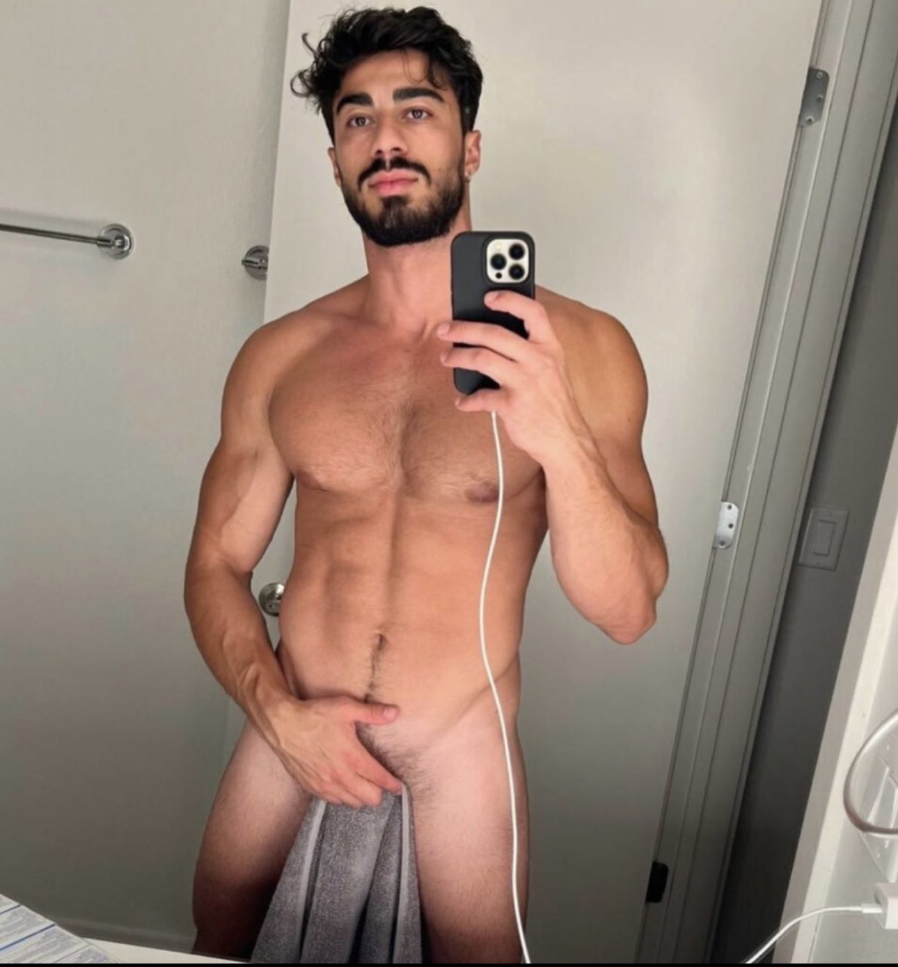 dorian phillips share menatplay videos