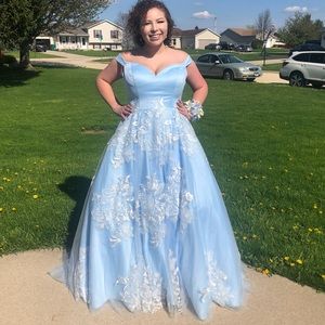 angel wiley share big tits prom photos